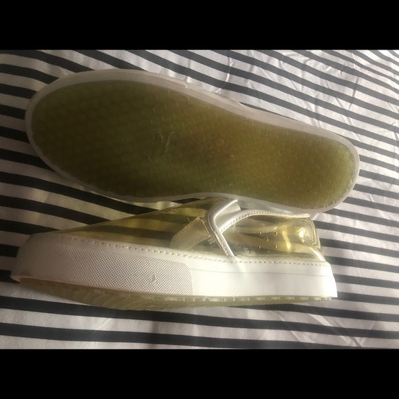 Reposting Jeffrey Campbell Shoes - Picture 4 of 6